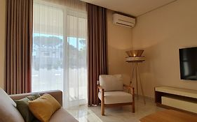 Gjiri I Lalzit - San Pietro - Savita Premium Apartments